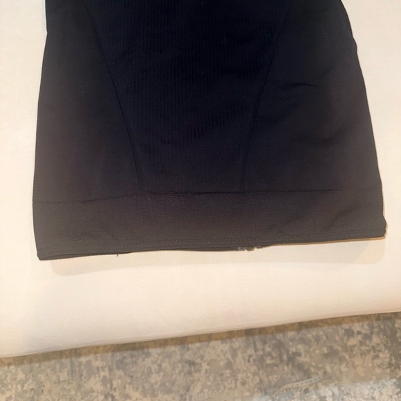 Athleta Insulated Flurry Vest Black - Picture 9 of 10